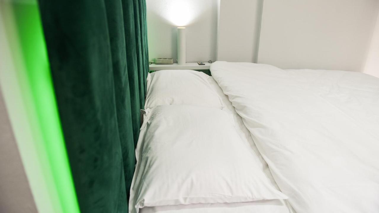 Center 4 - Way Apartment *